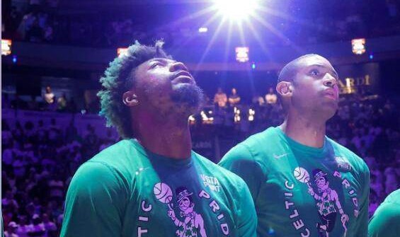 开云体育app-撕破热火联防！绿军家有一宝：35岁霍福德攻防建功