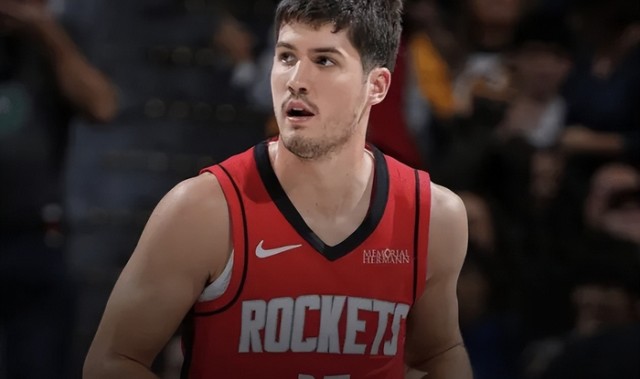 开云电子-火箭配角太不稳了！阿门谢泼德隐患明显，多人有D没3引球队起伏|明尼苏达森林狼队|约什·奥科吉|阿尔佩伦-申京|休斯敦火箭队|朱利叶斯·兰德尔_新浪体育_新浪新闻