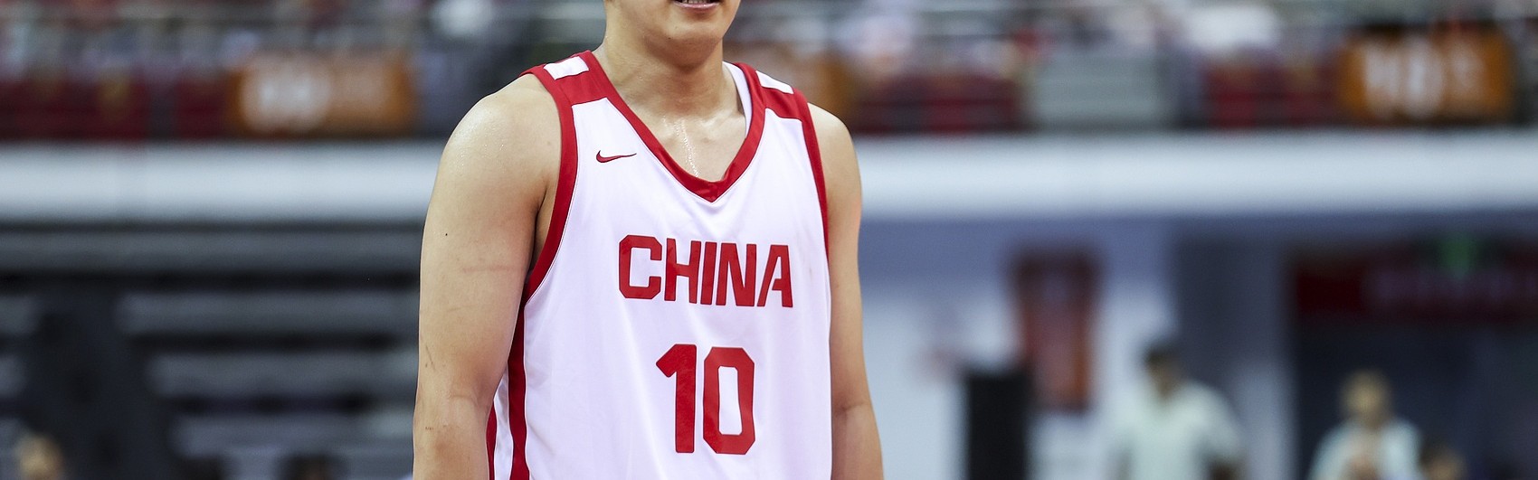 开云体育app-明年参加NBA选秀?媒体人:王俊杰才20岁 想在海外闯荡历练是好事